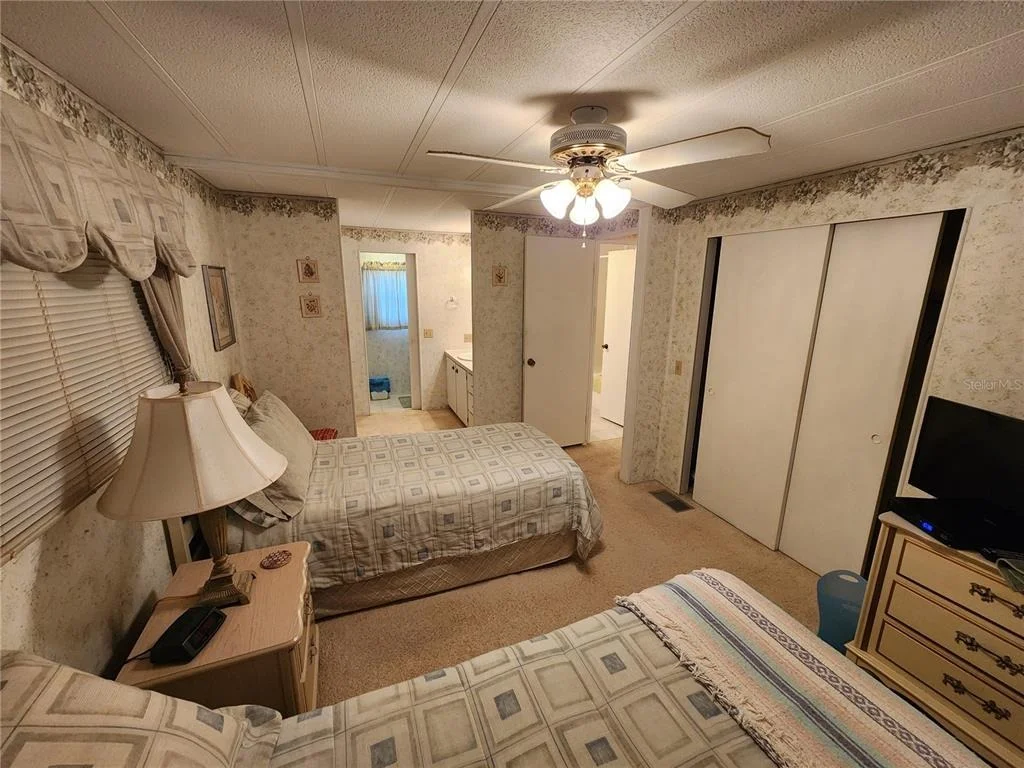 Photo of 5408 CHATEAU LANE