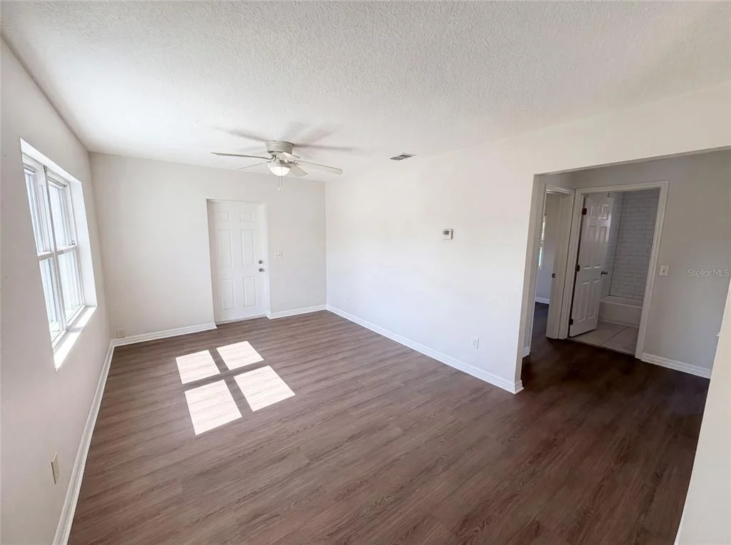 Photo of 1604 PARK AVENUE