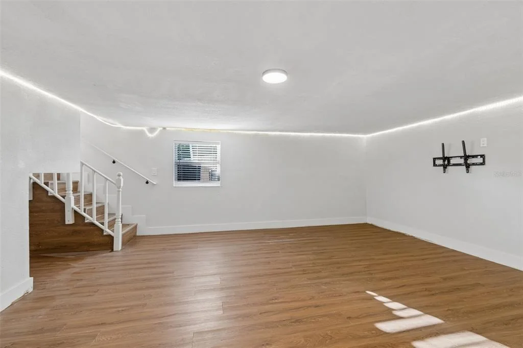 Photo of 125 HARBOR BLUFF DRIVE