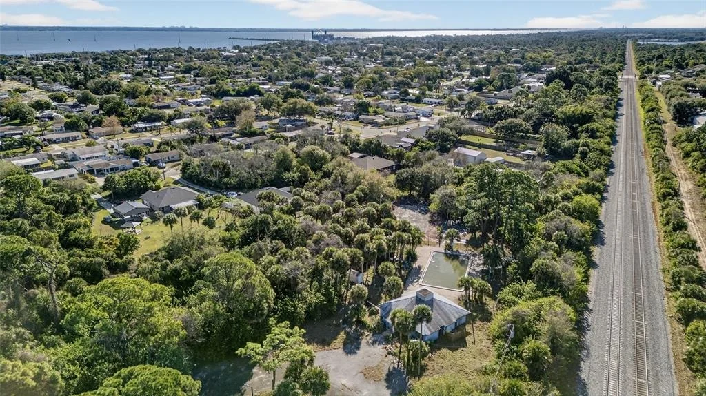 Photo of 925 MACCO ROAD
