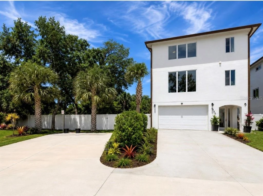 Photo of 1956 CEDAR DRIVE