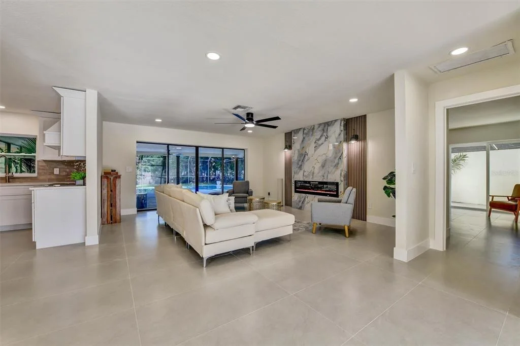 Photo of 207 DUNBRIDGE DRIVE