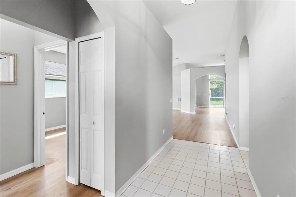 Photo of 2412 RUNYON CIRCLE