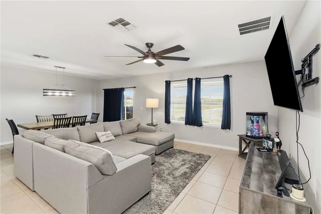 Photo of 5210 DANDELION STREET