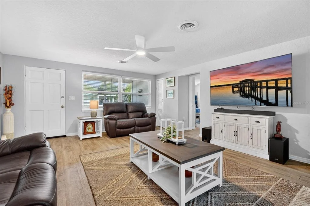 Photo of 925 FLAGLER AVENUE