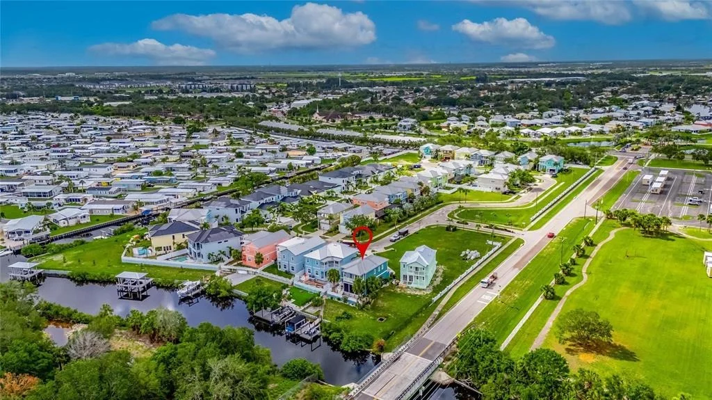 Photo of 6512 SIMONE SHORES CIRCLE