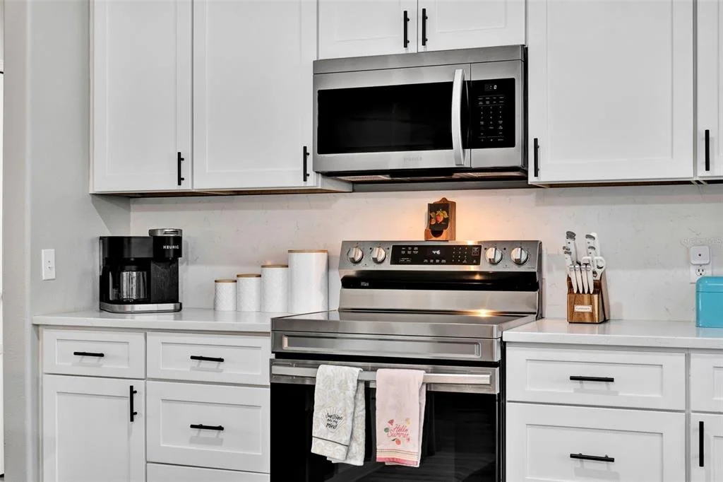 Photo of 341 PINE SHADOW LANE