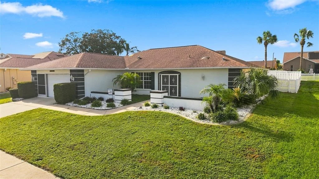 Photo of 10381 FLAG ROAD