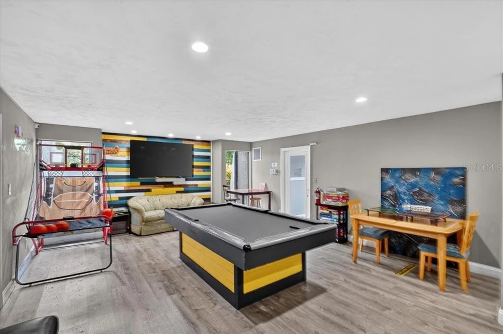 Photo of Unit 310 at 4001 BENEVA ROAD
