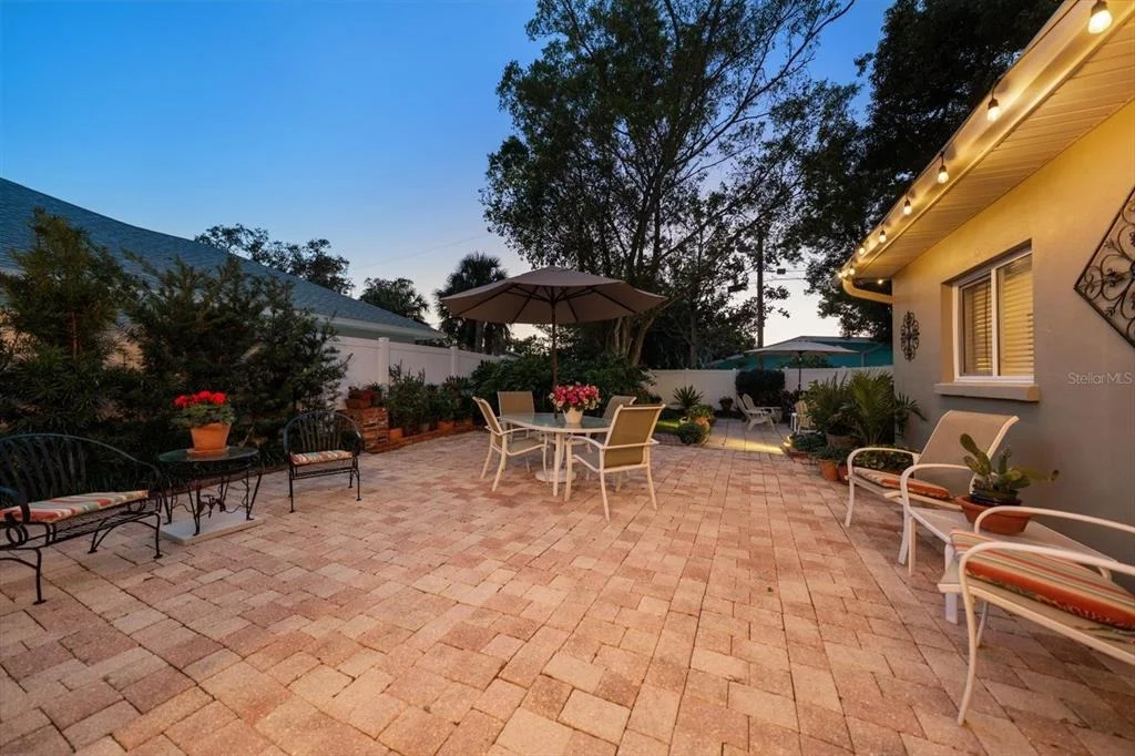 Photo of 1718 MEREDITH LANE