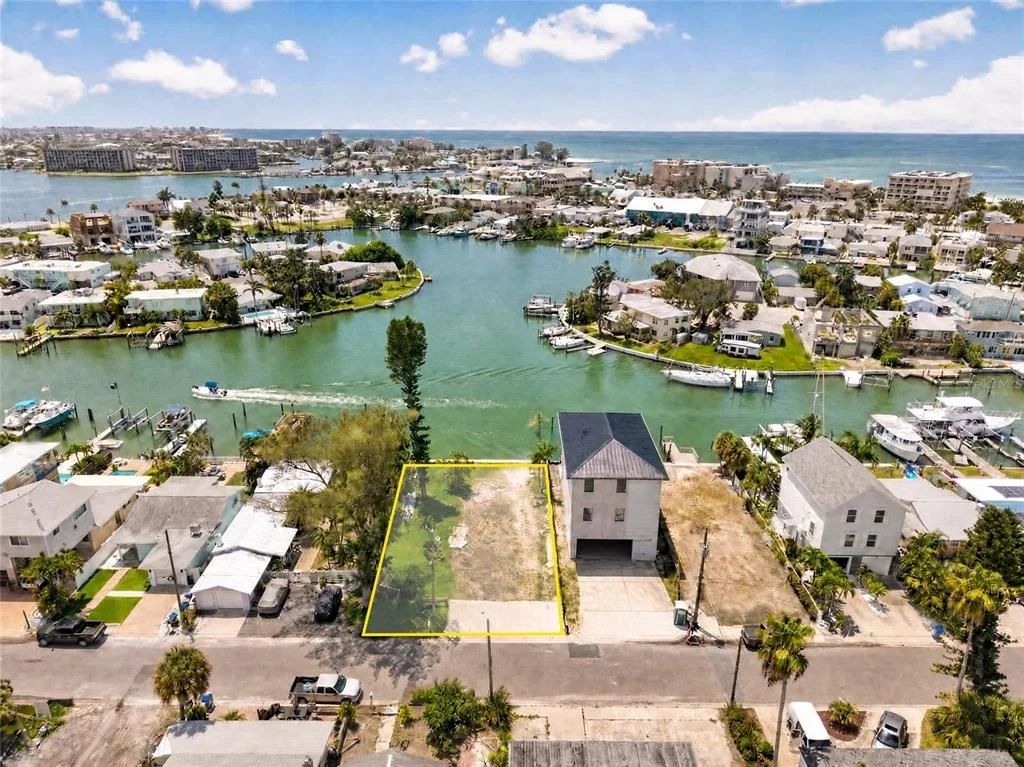 Photo of 331 BOCA CIEGA DRIVE