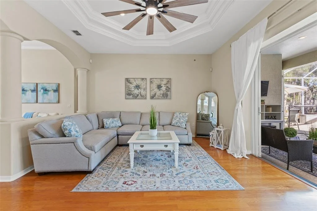 Photo of 14071 LINDEN DRIVE