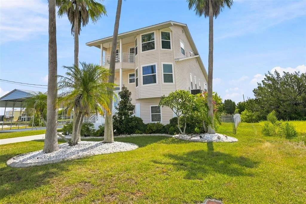 Photo of 3342 TURKS CAP DRIVE