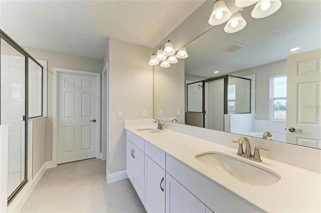 Photo of 13718 HEARTWOOD WAY
