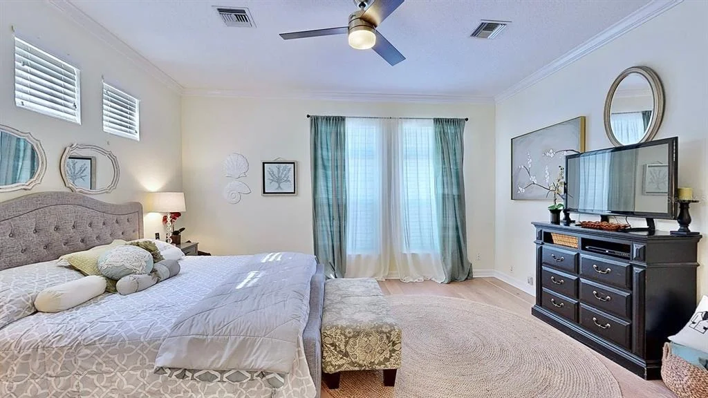 Photo of 615 ISLEBAY DRIVE