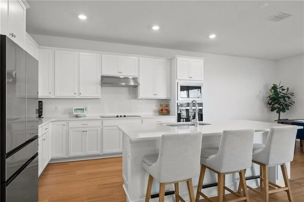 Photo of 6019 FOREST PERCH DRIVE