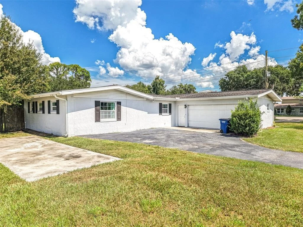 Photo of 3510 LAKEVIEW DRIVE