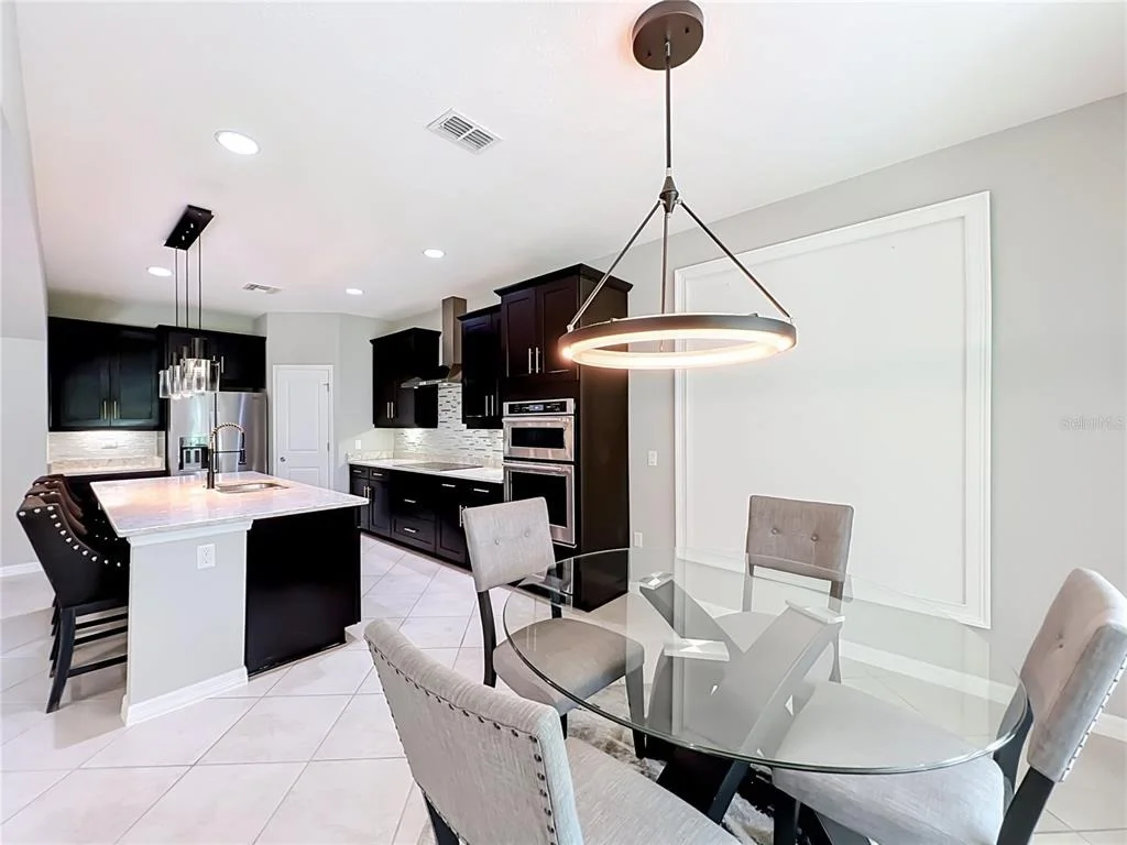 Photo of 8316 LOOKOUT POINTE DRIVE