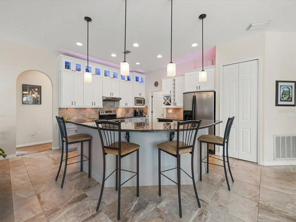 Photo of 4987 CROSS POINTE DRIVE
