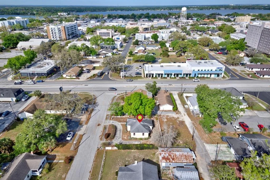 Photo of 121 BATES AVENUE SE