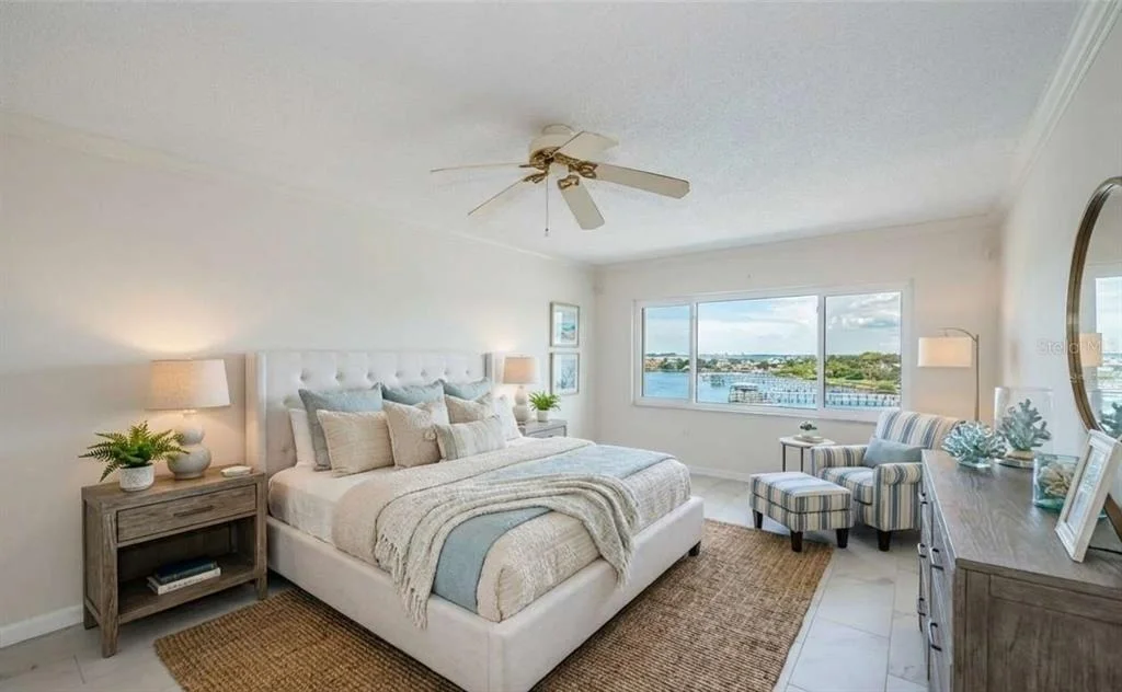 Photo of Unit 608C at 100 BLUFF VIEW DRIVE