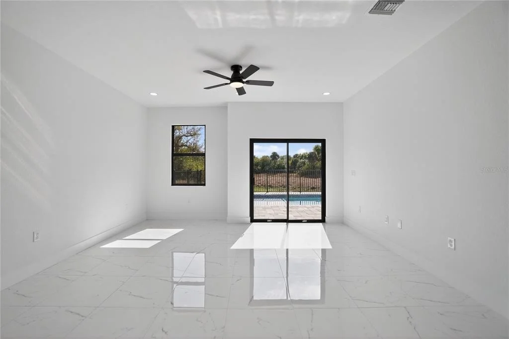 Photo of 336 SUNSET ROAD