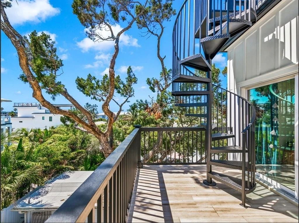 Photo of 204 COOLIDGE DRIVE