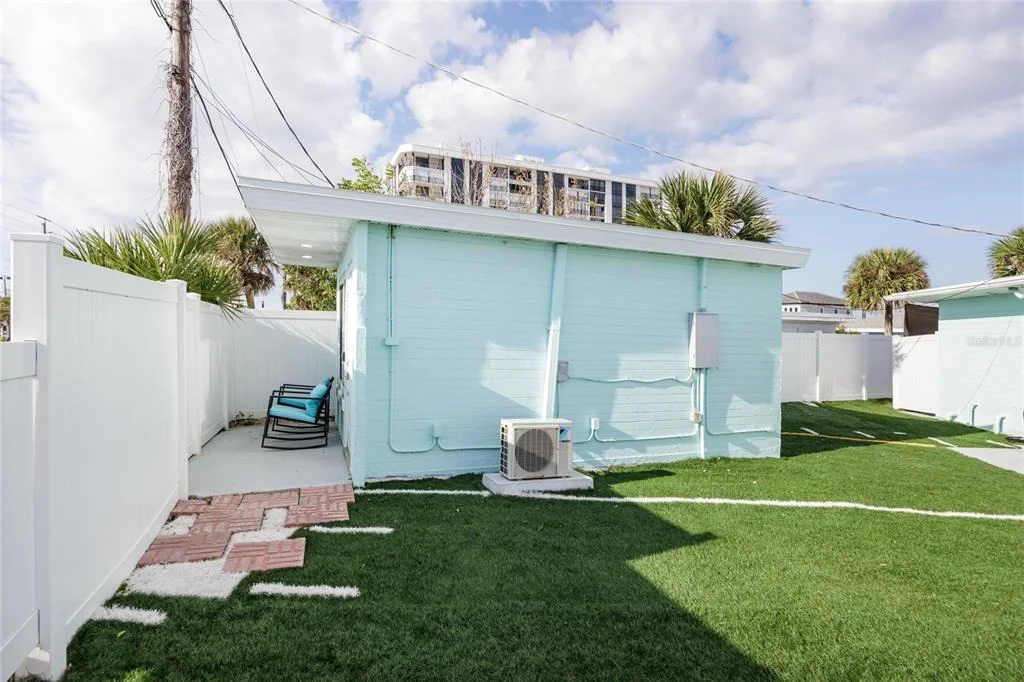 Photo of 7 NEPTUNE PARK DR.