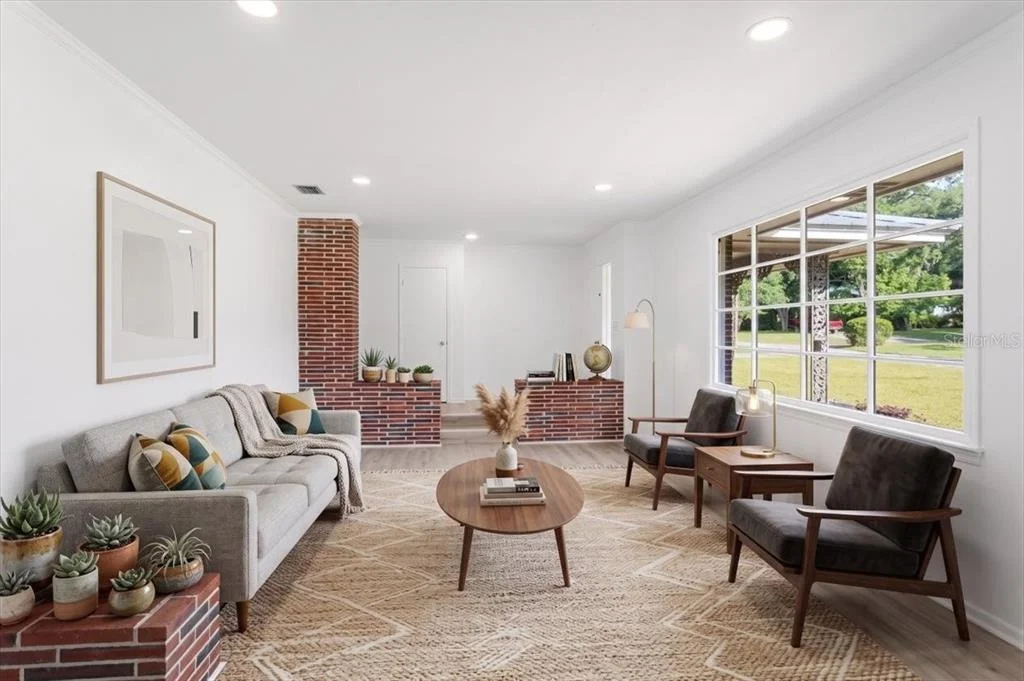 Photo of 2107 GOLF DRIVE