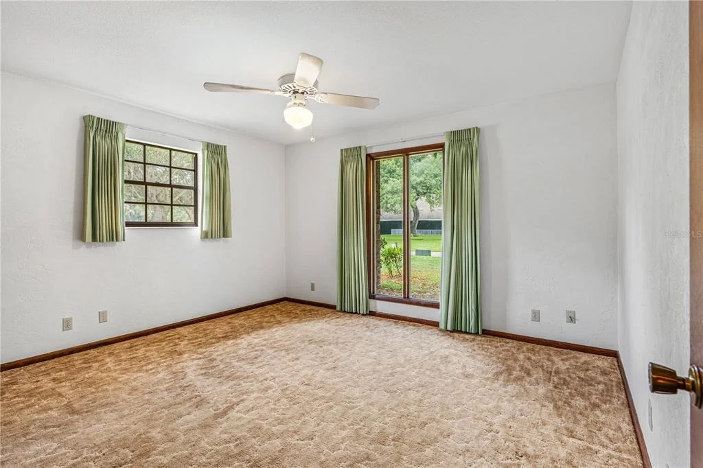 Photo of 82 S ST ANDREWS DRIVE
