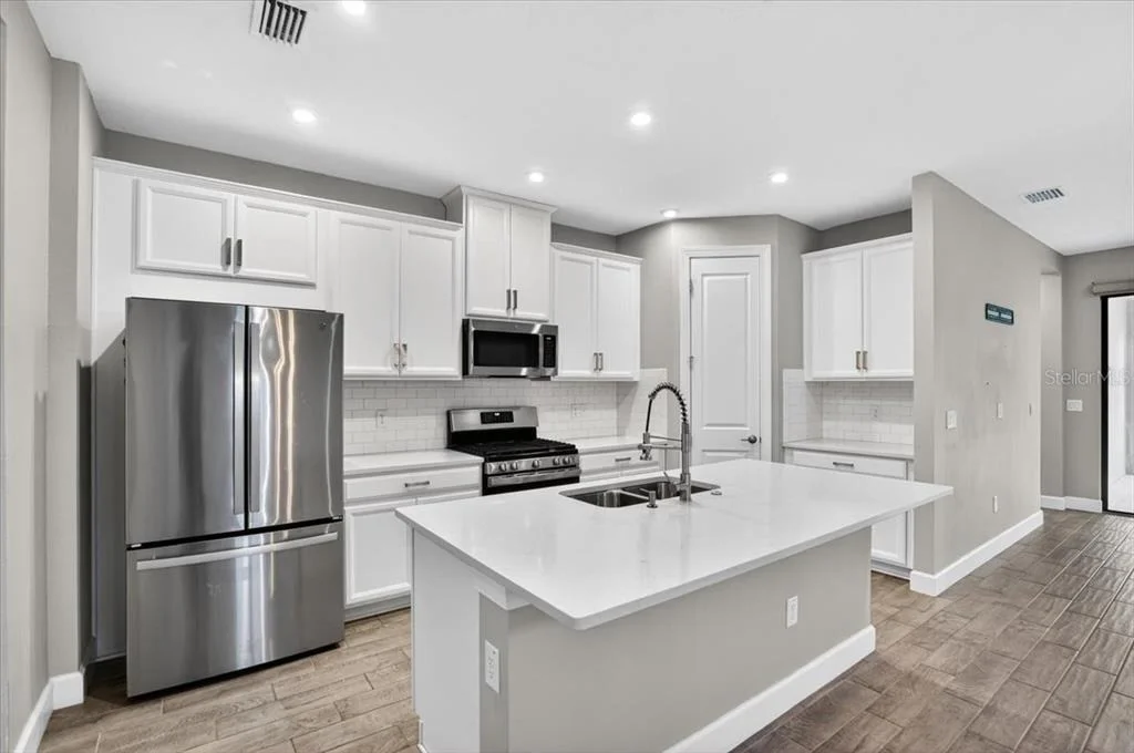 Photo of 4642 CRESTPOINT WAY