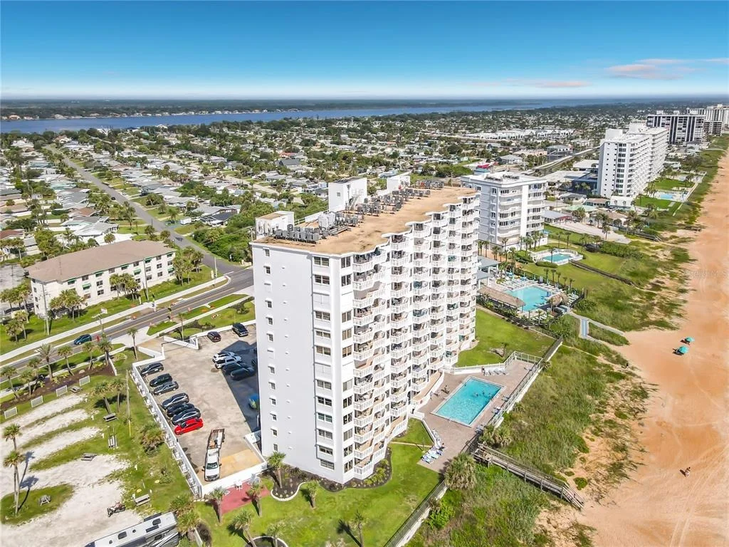 Photo of Unit 304 at 1051 OCEAN SHORE BOULEVARD