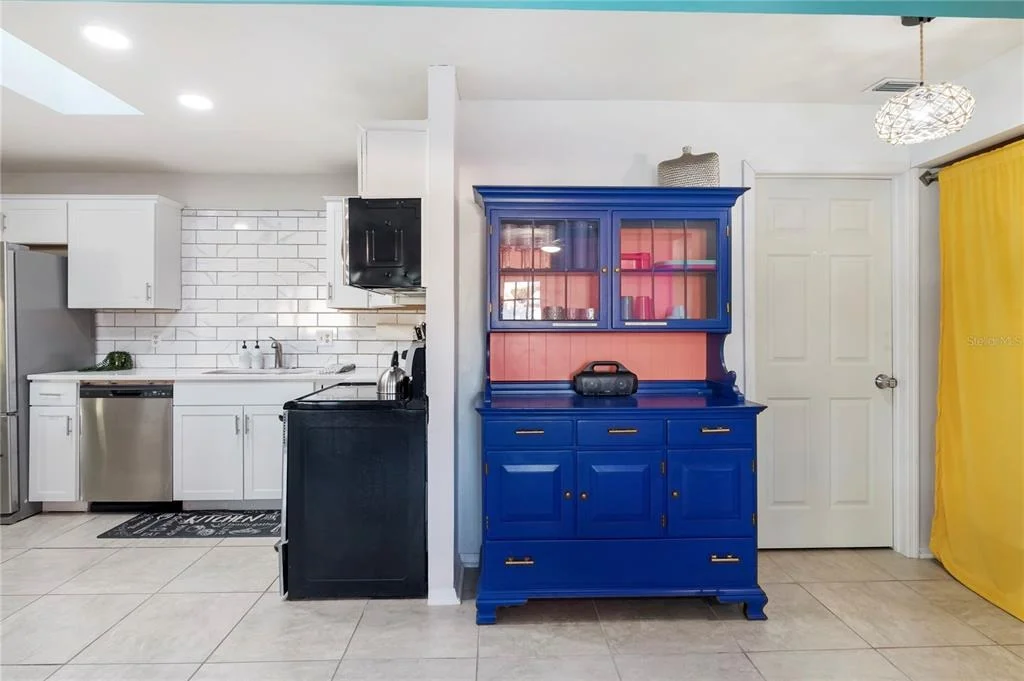 Photo of 4018 SANDPOINTE DRIVE