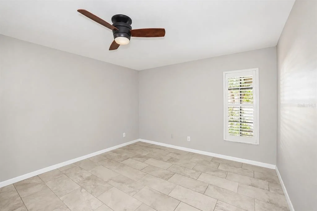 Photo of 913 SUTTON PLACE
