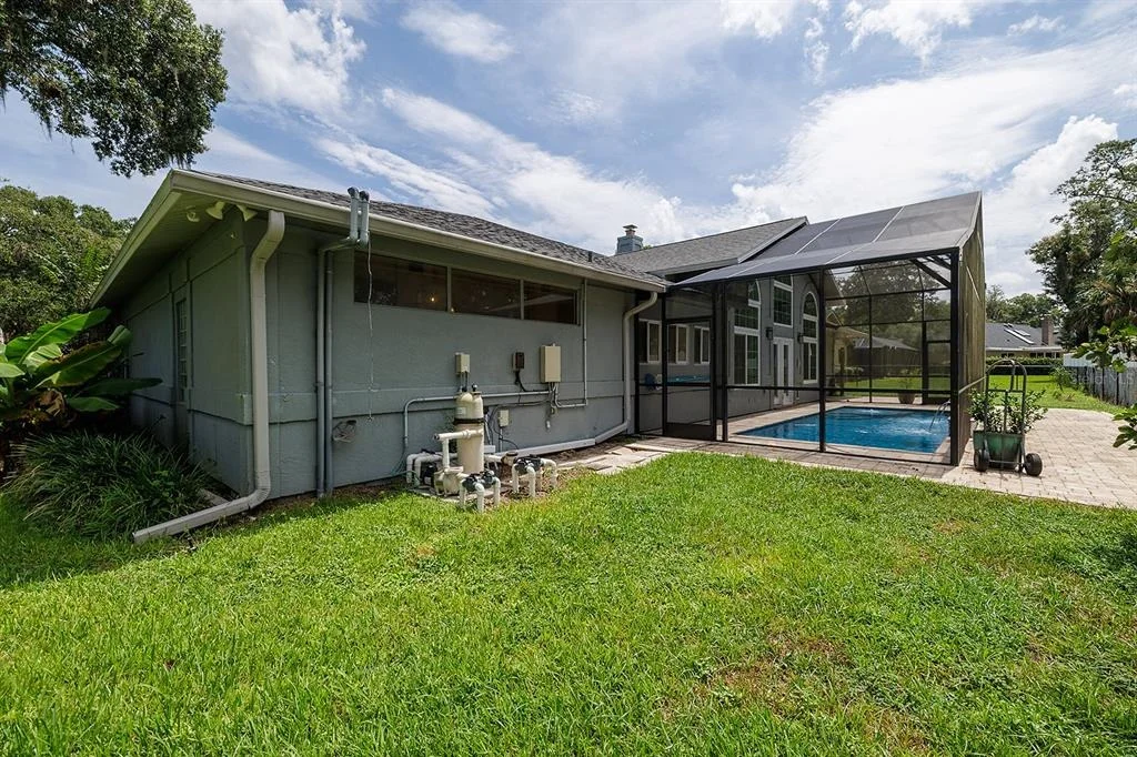 Photo of 101 N ST ANDREWS DRIVE