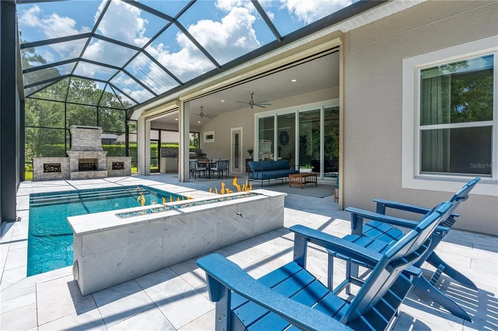 Photo of 214 ASHWOOD COURT