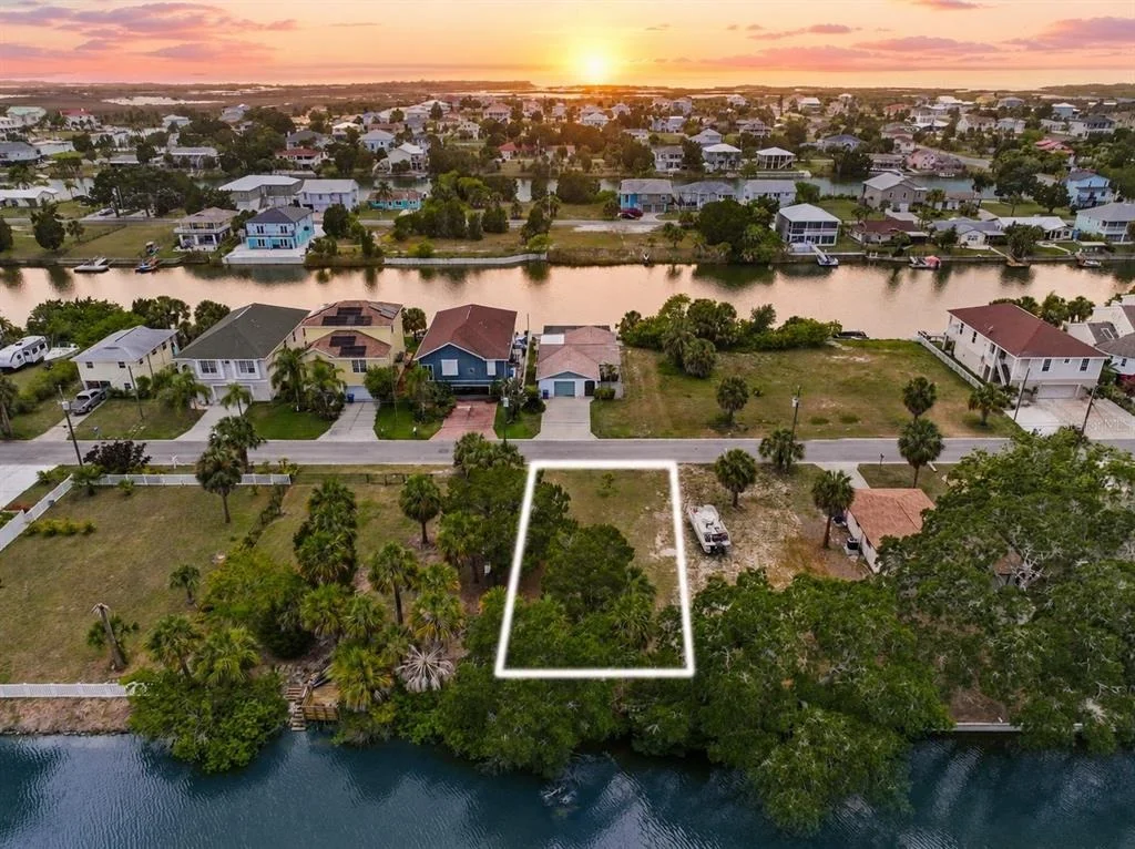 Photo of 3240 SEA GRAPE DRIVE