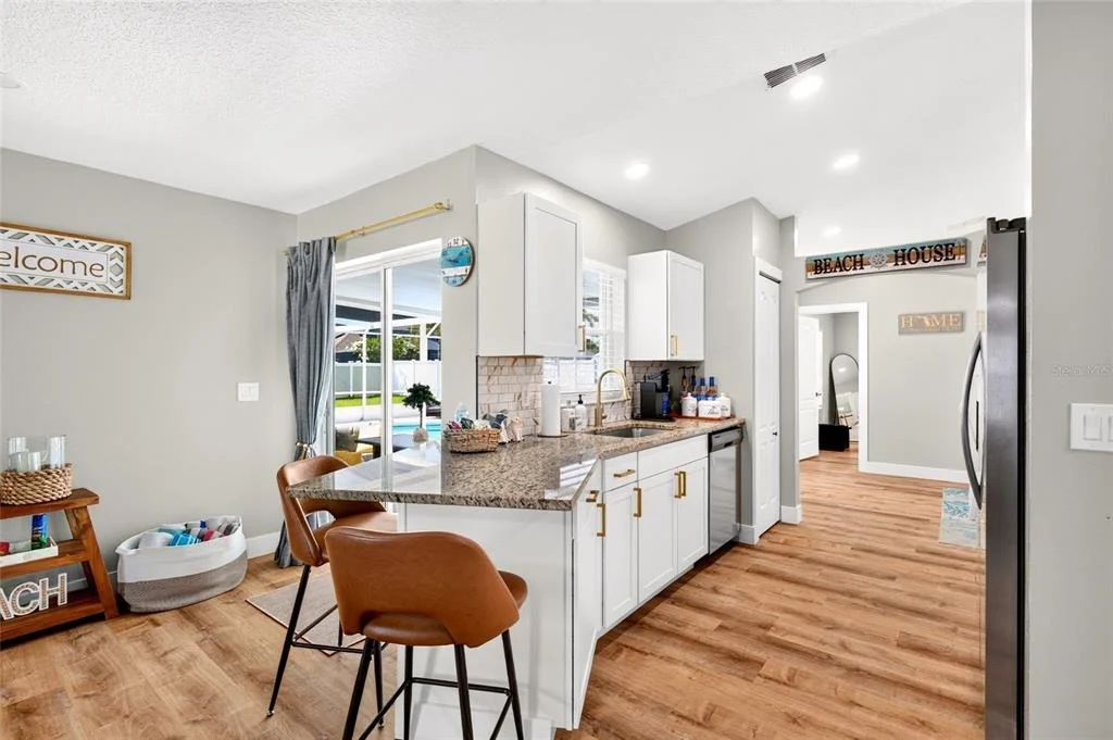 Photo of 33 RIVERSIDE LANE