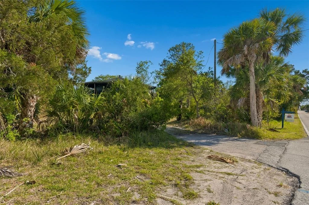 Photo of 10501 PINE ISLAND DRIVE