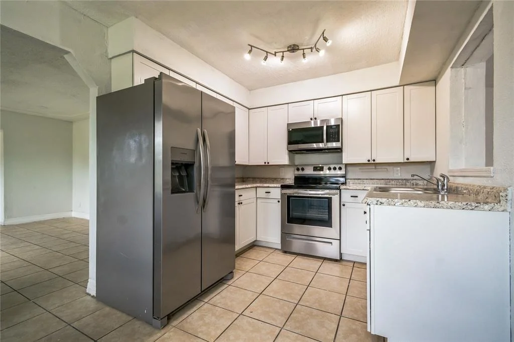 Photo of 3312 PLUMMER CIRCLE