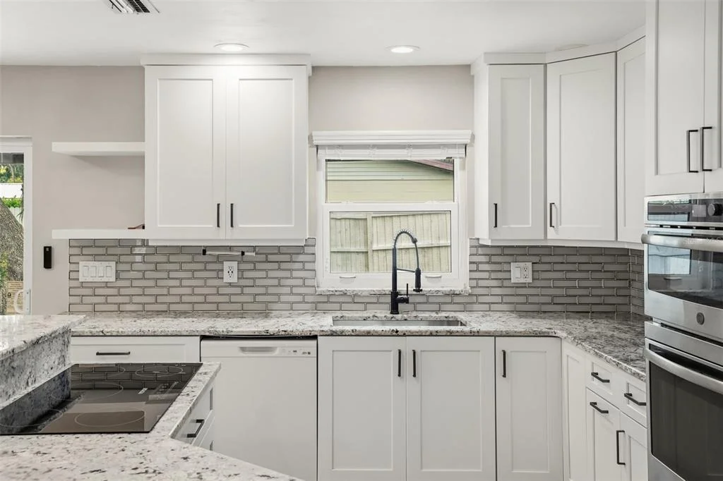 Photo of 5780 DEVON STREET