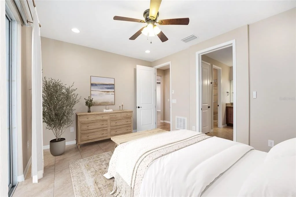 Photo of 5579 NW 40TH PLACE