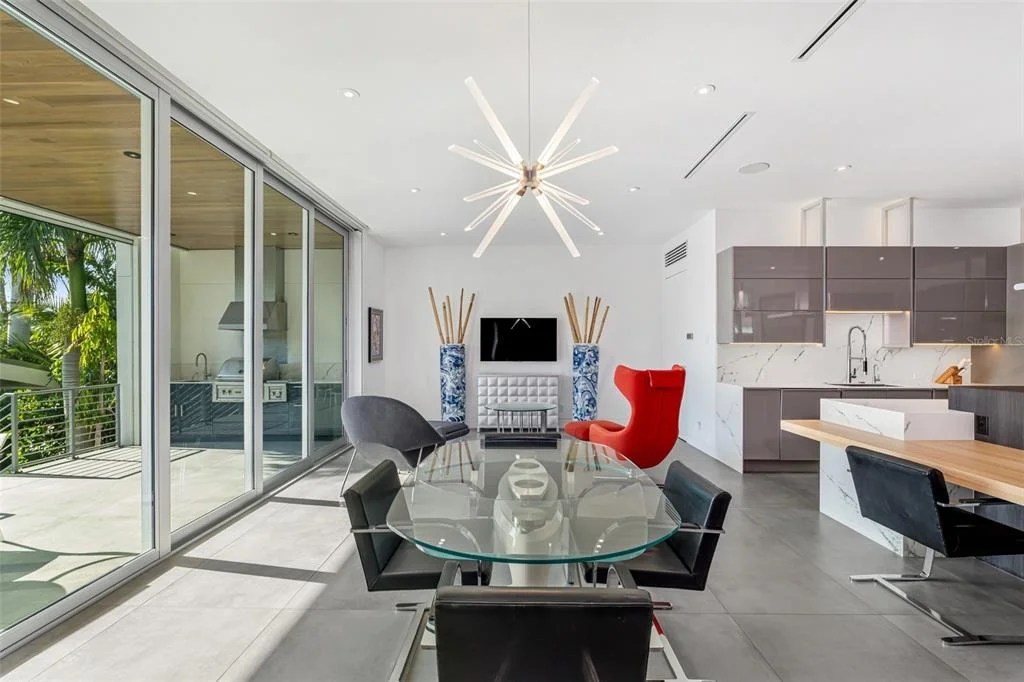 Photo of 1365 HARBOR DRIVE