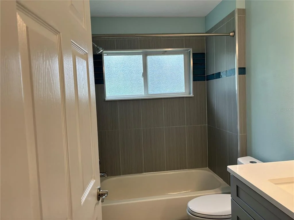 Photo of 908 WOODSTREAM LANE