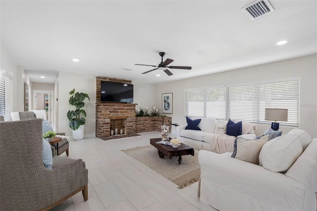 Photo of 1794 SANTA BARBARA DRIVE