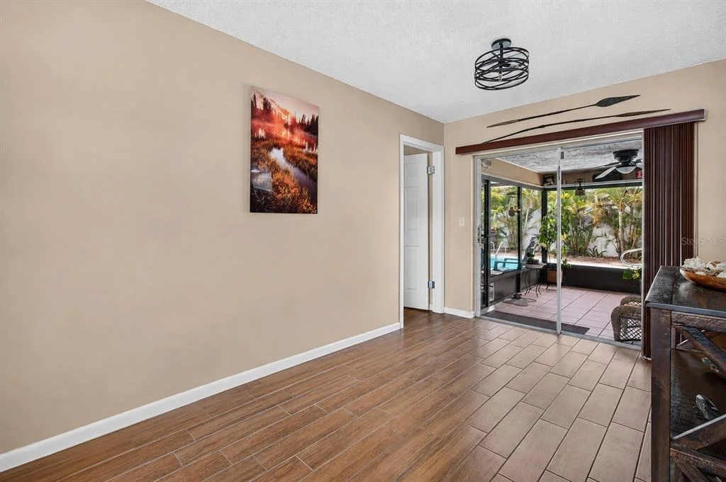 Photo of 2221 COLONIAL DRIVE