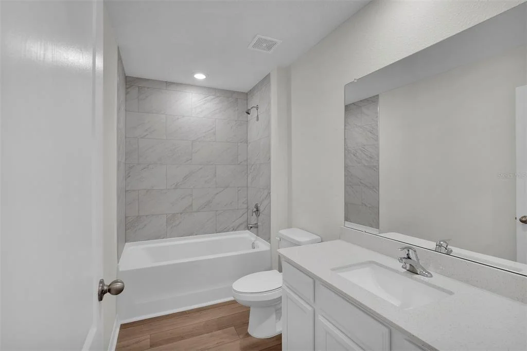 Photo of 19 PINEAPPLE DRIVE