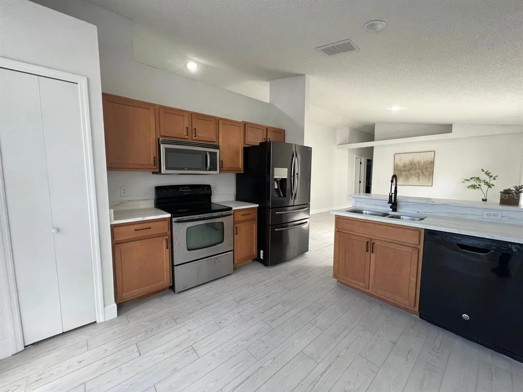Photo of 1716 CHATHAM CIRCLE