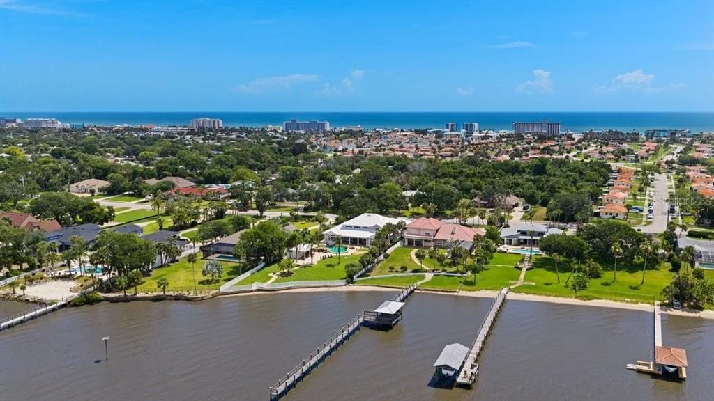 Photo of 626 RIVERSIDE DRIVE