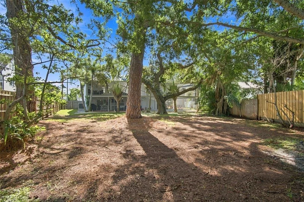 Photo of 201 LAGOON DRIVE